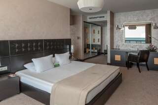 Отель International Hotel Casino & Tower Suites FREE PARKING Золотые Пески Президентский люкс-6