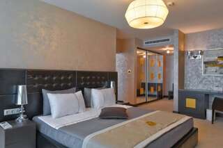 Отель International Hotel Casino & Tower Suites FREE PARKING Золотые Пески Президентский люкс-7