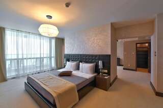 Отель International Hotel Casino & Tower Suites FREE PARKING Золотые Пески Президентский люкс-17