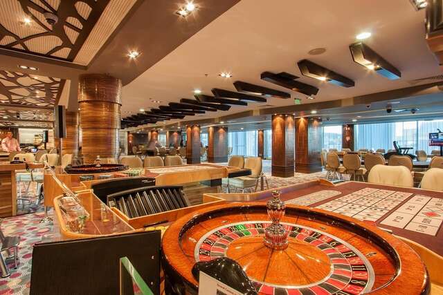 Отель International Hotel Casino & Tower Suites FREE PARKING Золотые Пески-10